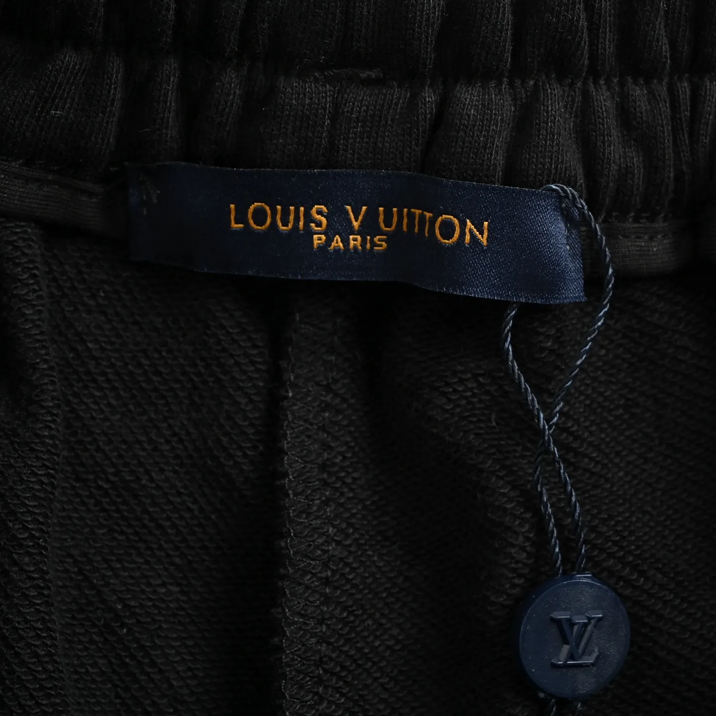 Louis Vuitton/ logo
